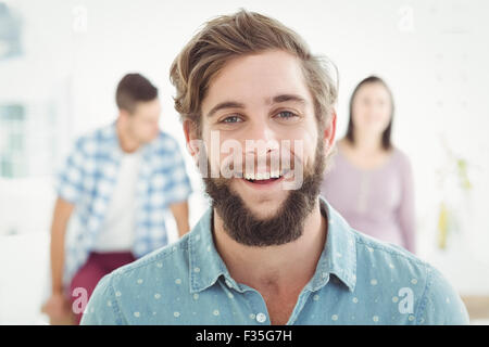 Ritratto di uomo felice Foto Stock