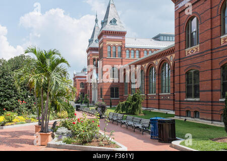 Arti Smithsonian e industrie edificio sul National Mall di Washington DC, Stati Uniti d'America Foto Stock