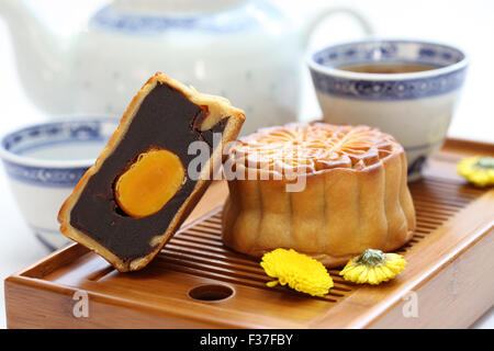 Mooncake, torta della luna, cinese tradizionale dolce metà autunno festical Foto Stock