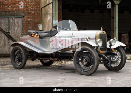 1926 Alvis vintage auto a Bicester Heritage Centre. Oxfordshire, Inghilterra Foto Stock