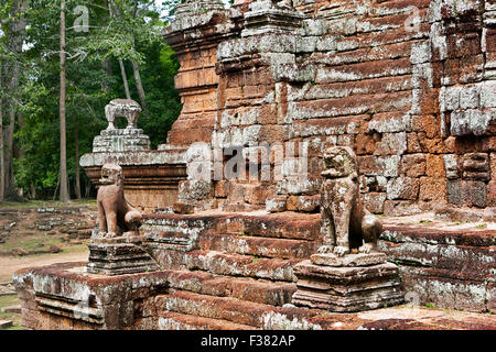 Frammento di Phimeanakas tempio. Parco Archeologico di Angkor, Siem Reap Provincia, in Cambogia. Foto Stock