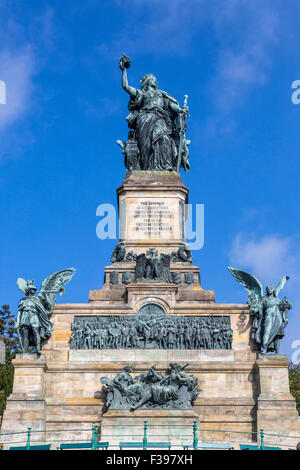 Niederwald Memorial, statua di germanio, che si affaccia sulla valle del Reno, Rüdesheim, Germania, Foto Stock