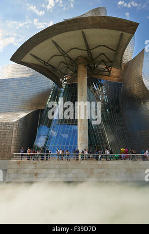 Museo Guggenheim, Bilbao, Biscaglia, Paesi Baschi, Spagna, Europa Foto Stock