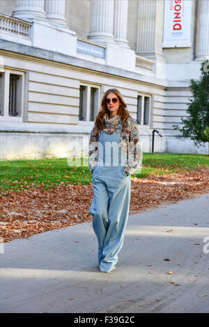 Blogger Chiara Ferragni ponendo al di fuori della pista di Chloe mostra durante la settimana della moda di Parigi - Ott 1, 2015 - Foto: Pista Manhattan/Celine Gaille ***per solo uso editoriale*** Mindesthonorar 50,- EUR/tariffa minima 50,- EUR/picture alliance Foto Stock