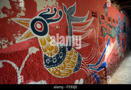 Commemorare Batik nazionale il giorno 2 ottobre, 2015, Casa Palbatu batik workshop dove i partecipanti possono imparare il batik con lo scopo di preservare l'amore batik e batik come patrimonio culturale mondiale. © Denny Pohan/Alamy Live News Foto Stock