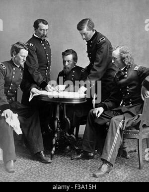 Vintage Guerra civile fotografia del generale Philip Sheridan e il suo staff. Nella foto da sinistra a destra sono: Wesley Merritt, Philip S Foto Stock