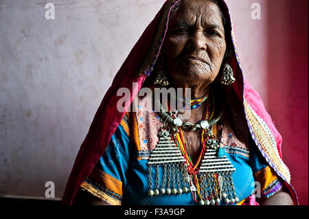 Donna appartenente alla casta Lambani ( India) Foto Stock