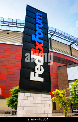 La nuova costruzione FedEx Forum stadio sportivo edificio e firmare nel centro cittadino di Memphis, Tennessee Foto Stock