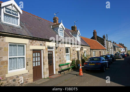 Cottage sull Isola Santa o Lindisfarne off costa del Northumberland, Inghilterra Foto Stock