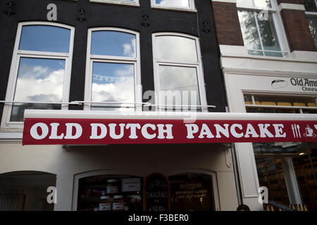 Old Dutch pancake house in Amsterdam Foto Stock