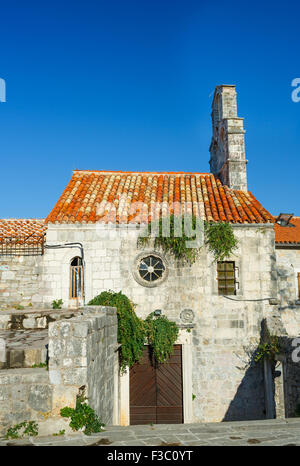 Panorama di Budva, strade città vecchia. Montenegro, Balcani Foto Stock