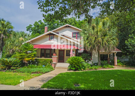 Vecchia Florida Cracker home convertito in un architetto ha uffici in piccolo North Central Florida cittadina di Alachua. Foto Stock