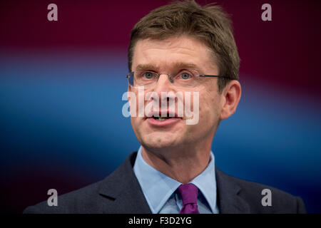 Manchester, Regno Unito. Il 5 ottobre 2015. L'Rt Hon Greg Clark MP, Segretario di Stato per le comunità e il governo locale parla al giorno 2 del 2015 Congresso del Partito Conservatore di Manchester. Credito: Russell Hart/Alamy Live News. Foto Stock