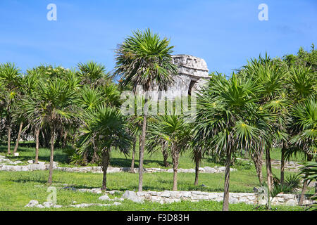 Le rovine della fortezza di Maya e tempio vicino a Tulum, Messico Foto Stock