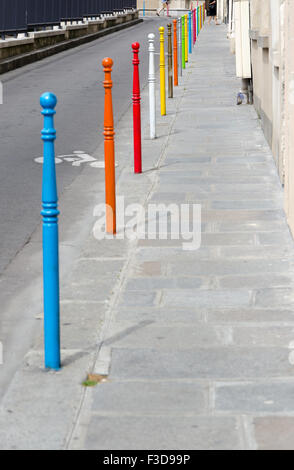 Colorata arte di strada a Parigi Foto Stock