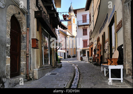 St-Martin-Vésubie, città delle Alpi Marittime, cool summer resort di montagna vicino la Costa Azzurra, sulle Alpi francesi, Francia Foto Stock