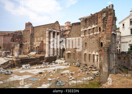 Resti di Fori Imperiali Roma Italia Foto Stock