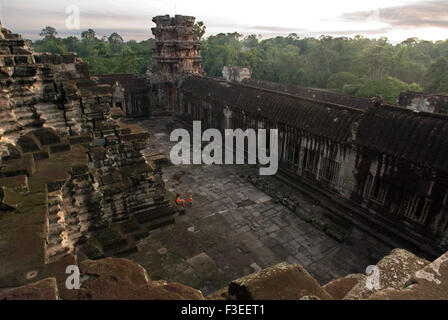 Parte posteriore di Angkor Wat. Angkor in Cambogia. I templi di Angkor, costruito dalla civiltà khmer tra 802 e 1220 annuncio, di rappresentanza ha Foto Stock