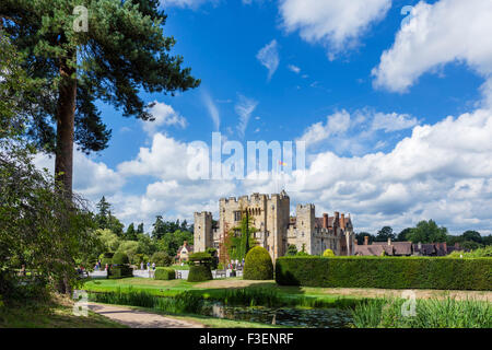 Il castello di Hever, casa di famiglia di Anne Boleyn, Hever, Kent, England, Regno Unito Foto Stock