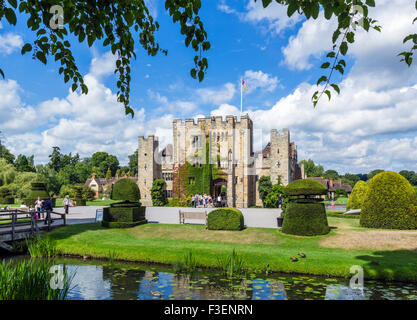 Il castello di Hever, casa di famiglia di Anne Boleyn, Hever, Kent, England, Regno Unito Foto Stock