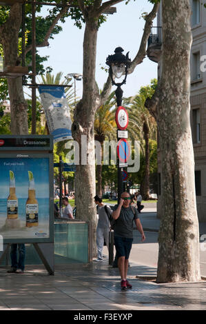 Ingresso della metropolitana per Drasannes Stazione della Metropolitana, La Rambla, Barcelona Foto Stock