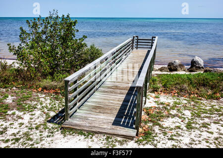 Florida Keys, Layton, Long Key state Park, Oceano Atlantico, spiaggia, passeggiata sul lungomare, FL150508039 Foto Stock