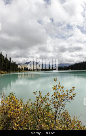 Il lago Louise Foto Stock