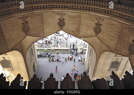 Charminar costruita da Mohammed quli qutb shah nel 1591 in piedi alta 56 metri e 30 metri di larghezza ; ; Andhra Pradesh ; India Foto Stock