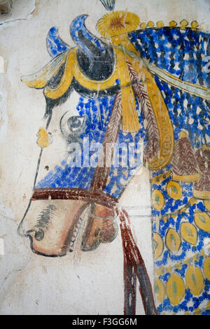 Pittura murale ; cavallo faccia dipinta sulla parete della ricca Palace Hotel ; Devigadh palace ; Village Delwada ; Udaipur Foto Stock