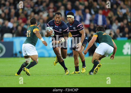 07 ottobre 2015: Andrew Suniula degli USA è in procinto di essere affrontato da Rudy Paige e Morne Steyn del Sud Africa come Folau Niua NEGLI STATI UNITI supporta durante il Match 31 della Coppa del Mondo di Rugby 2015 tra il Sud Africa e Stati Uniti d'America - Queen Elizabeth Olympic Park, Londra, Inghilterra (foto di Rob Munro/CSM) Foto Stock