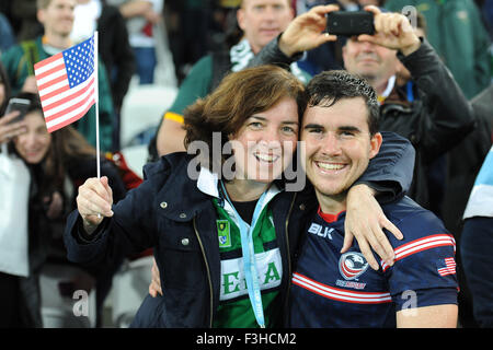 07 ottobre 2015: usa una ventola con Niku Kruger di Stati Uniti d'America dopo il Match 31 della Coppa del Mondo di Rugby 2015 tra il Sud Africa e Stati Uniti d'America - Queen Elizabeth Olympic Park, Londra, Inghilterra (foto di Rob Munro/CSM) Foto Stock