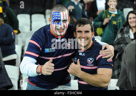 07 ottobre 2015: usa una ventola con Niku Kruger di Stati Uniti d'America dopo il Match 31 della Coppa del Mondo di Rugby 2015 tra il Sud Africa e Stati Uniti d'America - Queen Elizabeth Olympic Park, Londra, Inghilterra (foto di Rob Munro/CSM) Foto Stock