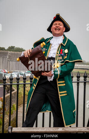 Town Crier, High Street, Lewes, Sussex, Regno Unito Foto Stock