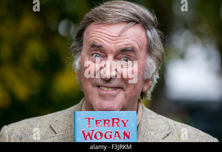 Terry Wogan, Cheltenham Festival della Letteratura, 2015 Foto Stock