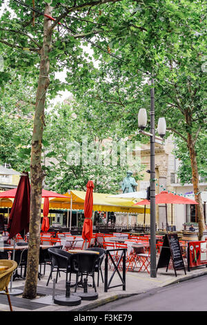 Place du Forum, Arles, Francia Foto Stock
