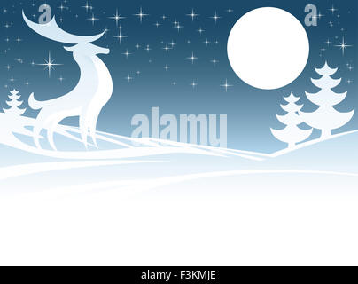 Un Natale di scena invernale con la stilizzazione di una Stag Cervo maschio e la luna piena in snowscape con alberi di Natale Foto Stock