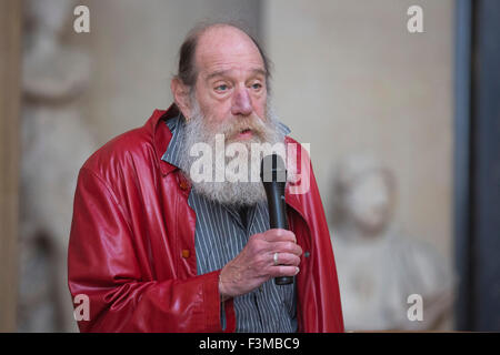 Woodstock, Oxfordshire, Regno Unito. 09/10/2015. Nella foto: artista Lawrence Weiner. La mostra 'All'interno di un ambito della distanza", Lawrence Weiner a Blenheim Palace apre il 10 ottobre e durerà fino al 20 dicembre 2015. Foto Stock