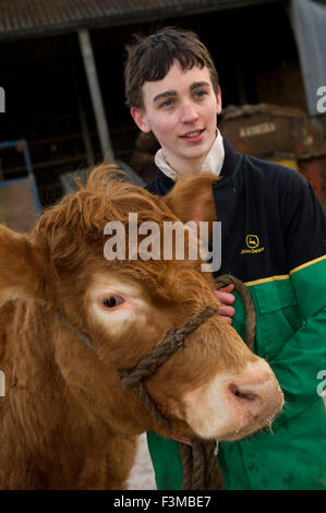 Brymore Academy,un'azienda scuola che insegna le attività agricole e agricolo di competenze e hanno la loro propria latteria,bovini, suini e ovini.Un REGNO UNITO Foto Stock