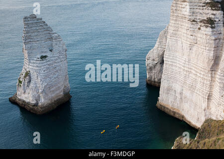 Cliff di Etretat, Cote d'alabastro, Pays de caux, dipartimento Seine-Maritime, Superiore regione della Normandia, Francia Foto Stock
