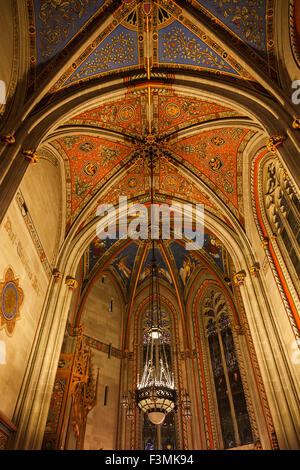 Particolare del soffitto di una cappella laterale nella basilica di San Pietro, Ginevra, Svizzera Foto Stock