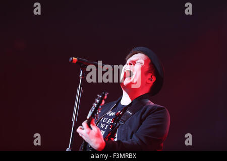 Manchester, Regno Unito. Il 9 ottobre, 2015. Fall Out Boy eseguire live a Manchester Arena Credito: Simon Newbury/Alamy Live News Foto Stock