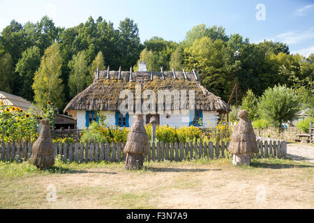 Casa di villaggio in Budy Polonia Foto Stock