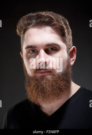 Ritratto di una Teenage hipster con la barba Foto Stock