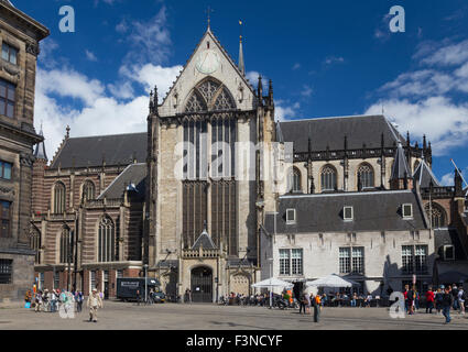 Il Nieuwe Kerk (Chiesa Nuova) è una chiesa del XV secolo ad Amsterdam, situata in Piazza Dam. Paesi Bassi. Foto Stock