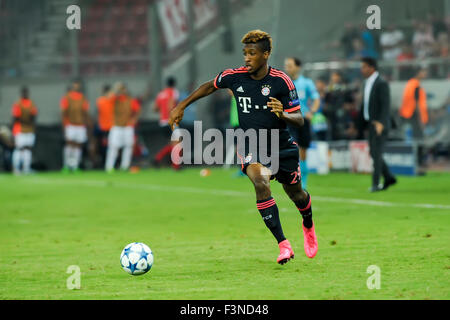 Kingsley Coman durante la UEFA Champions League tra Olympiacos e Bayern, in Atene, Grecia. Foto Stock