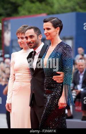 L'attrice Lou de Laage, direttore Piero Messina e attrice Juliette Binoche in occasione del gala screening per il film L'attesa Foto Stock