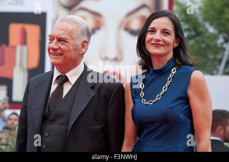 Attore Giorgio Colangeli e attrice Corinna Lo Castro, in occasione del gala screening per il film L'attesa al Festival del Cinema di Venezia Foto Stock