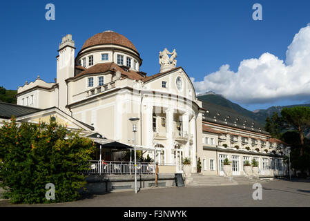 Il Kurhaus è una pietra miliare in Merano - Merano, Alto Adige, Italia Foto Stock