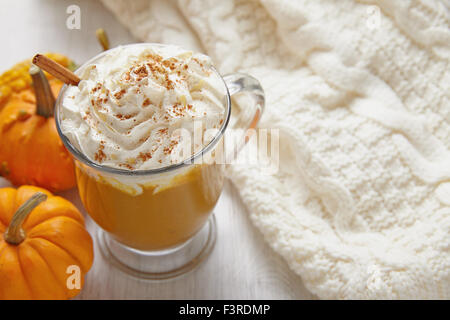 Pumpin latte Foto Stock