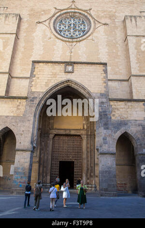 Ingresso alla basilica di Santa Chiara, Napoli, Italia Foto Stock